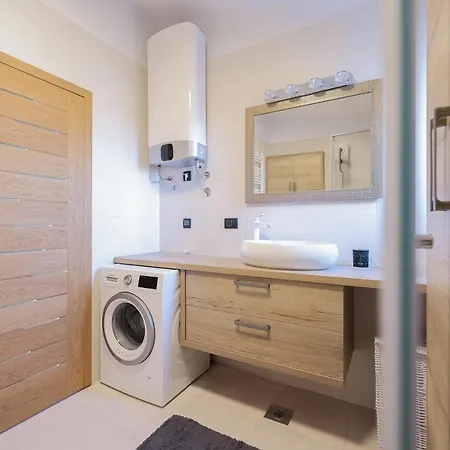 Vision 22 Daire Zadar